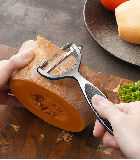 Easy-Strip Vegetable and Fruit Peeler