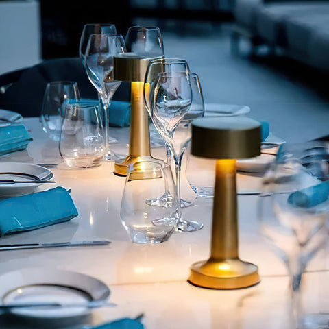 RetroLight – Stylish LED Table Lamp with Wireless USB Charger for Restaurants & Home