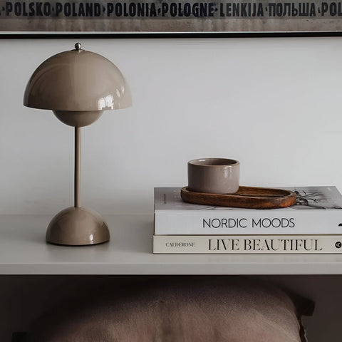 Elegant Glow LED Table Lamp – Cordless & Dimmable Mushroom Design