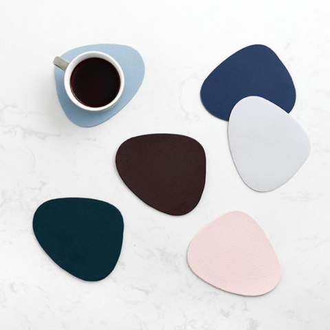 Placemats & Coasters – Stylish and Practical Dining Accessories