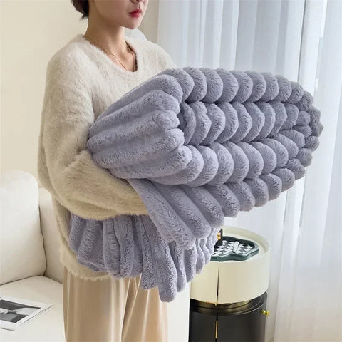 Snugglea Fleece Throw Blanket – Soft Checked Faux Lambswool