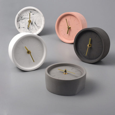 Cement Desk Clock – Timeless Design in a Modern Form