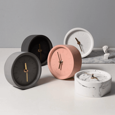 Cement Desk Clock – Timeless Design in a Modern Form